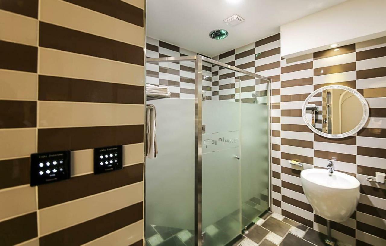 Dubai Hotel Cheongju Exteriör bild