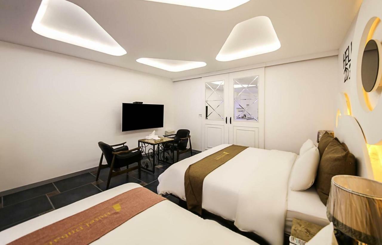 Dubai Hotel Cheongju Exteriör bild